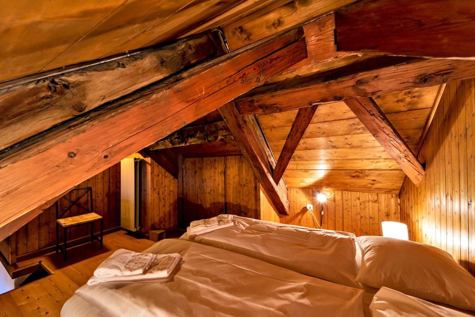 Chesa La Cuntainta - Sils Maria Apartment Luaran gambar