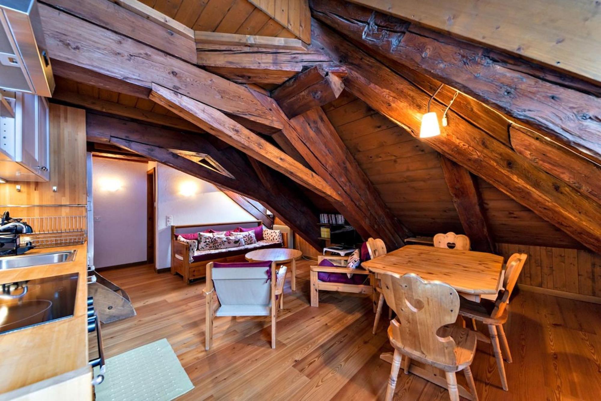 Chesa La Cuntainta - Sils Maria Apartment Luaran gambar